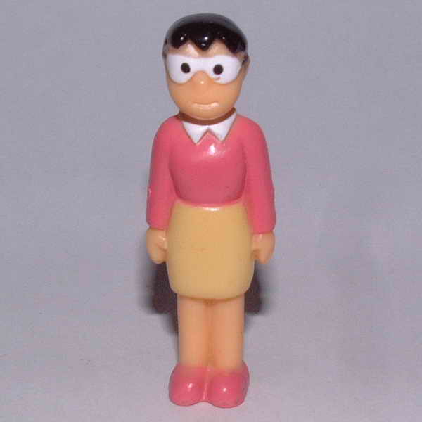 Nobita's mother (figure)