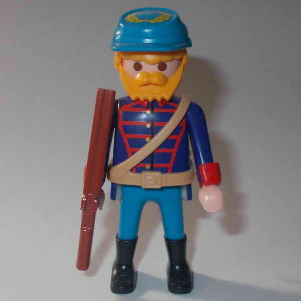 43 · Experienced Soldier / Life at the Fort - figure