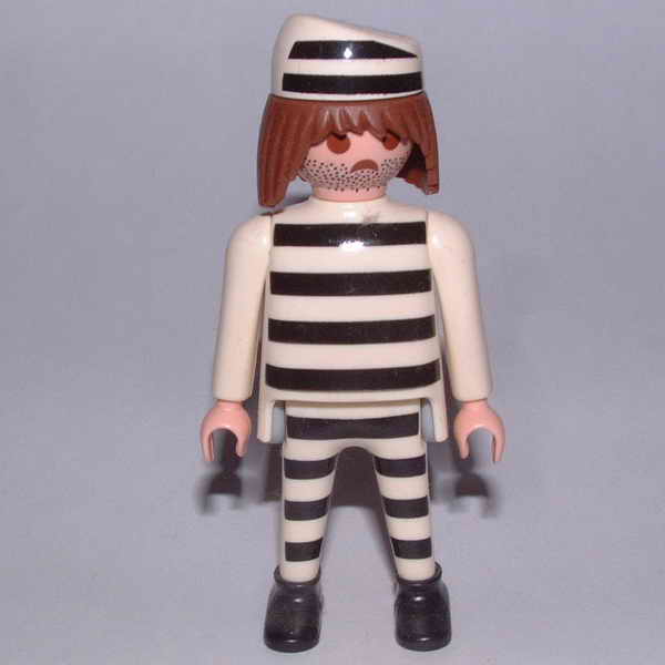 06 · Preso - figura